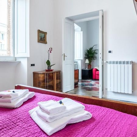 Relax Apartment Zanardelli, Piazza Navona Róma Kültér fotó